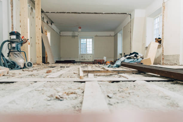 Understanding Liability for Injuries to Visitors and Neighbors on Construction Sites