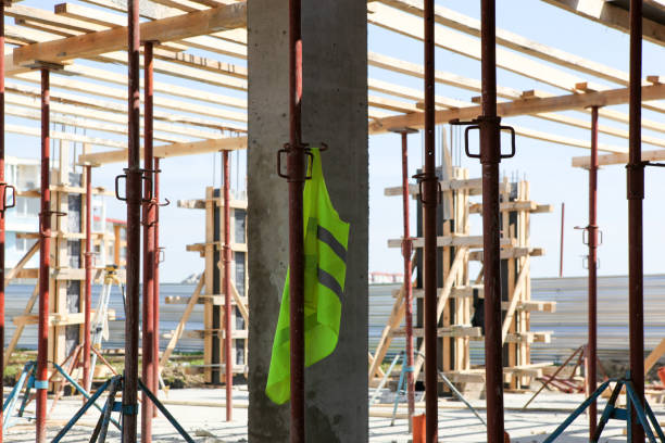 Who is Legally Responsible for an Unsafe Construction Site?