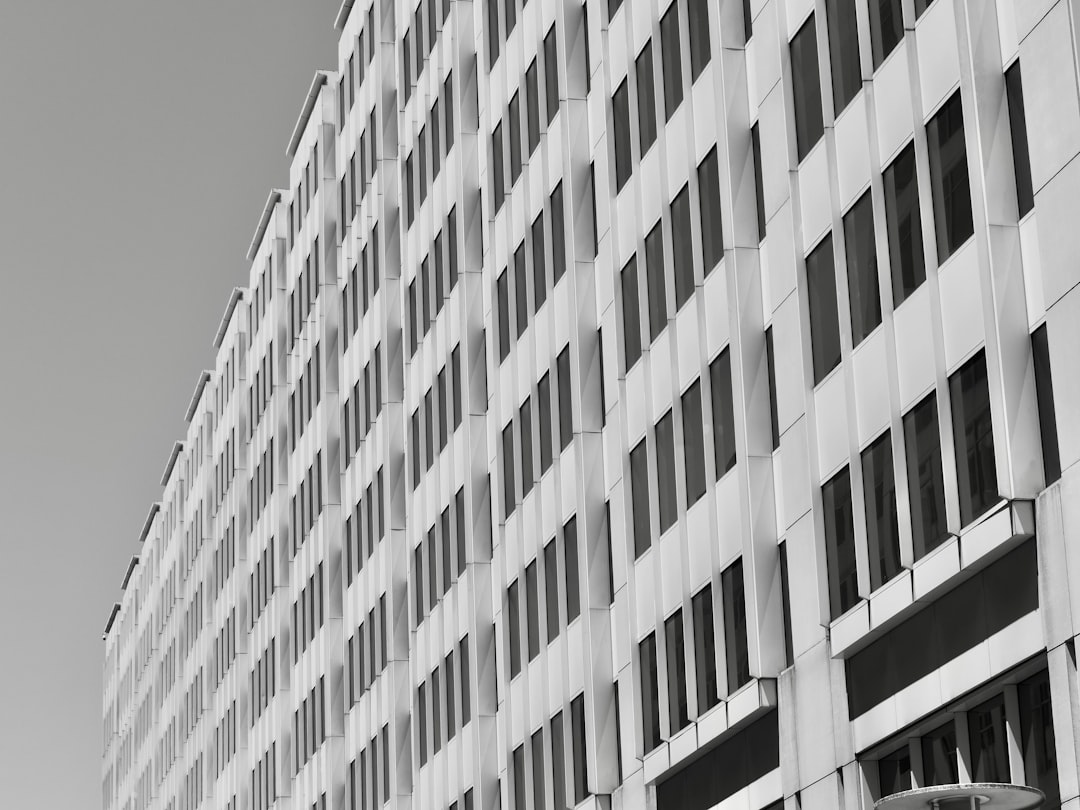 When an Architect’s Design Flaw Leads to Disaster: Understanding Professional Negligence